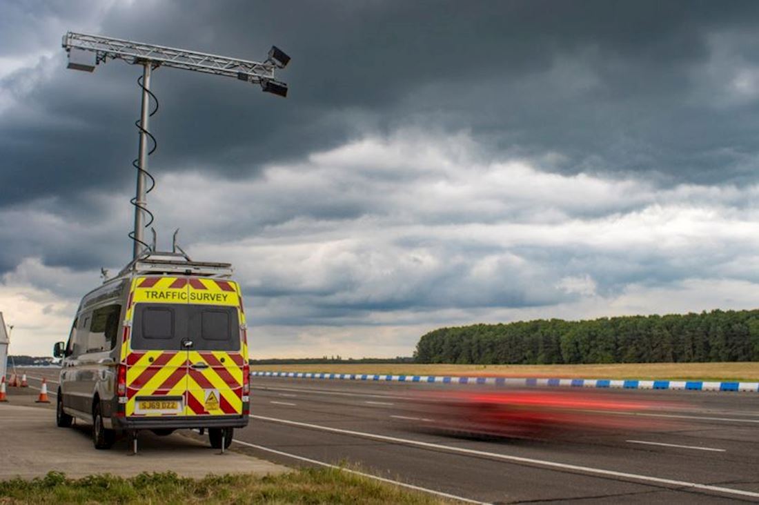 Hi-tech Police van uses AI to spot drivers on phones 