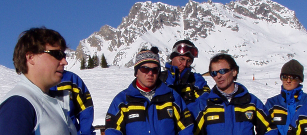 Co-Star  Enhance the Network Coverage of Swiss Avalanche Mountain Rescue Teams Comm's Equipment