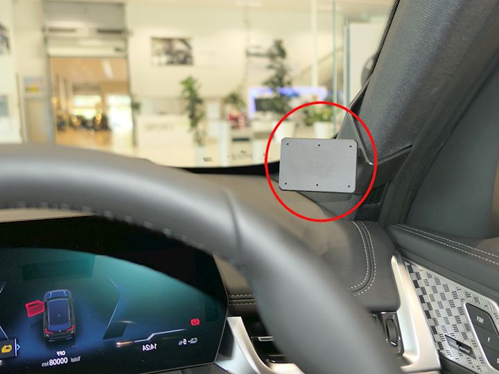 Brodit ProClip Right mount for BMW X1 2023-2025