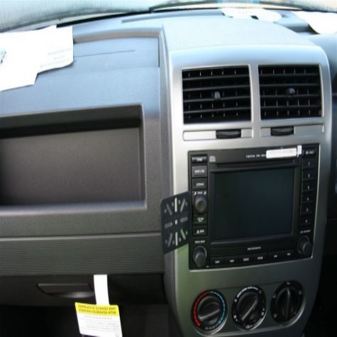 Dashmount Compass/Patriot