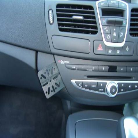 Dashmount Renault Laguna 08>