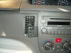 Dashmount Fiat Idea '04