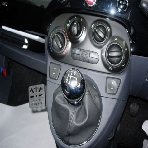 Dashmount Fiat 500