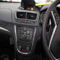 Dashmount 711275 Vauxhall MOKKA