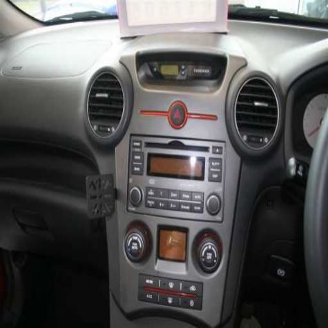 Dashmount Kia Carens 2007>