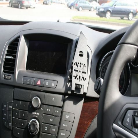 Dashmount Vaux Insignia Vent