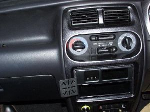 Dashmount Daihatsu Sirion
