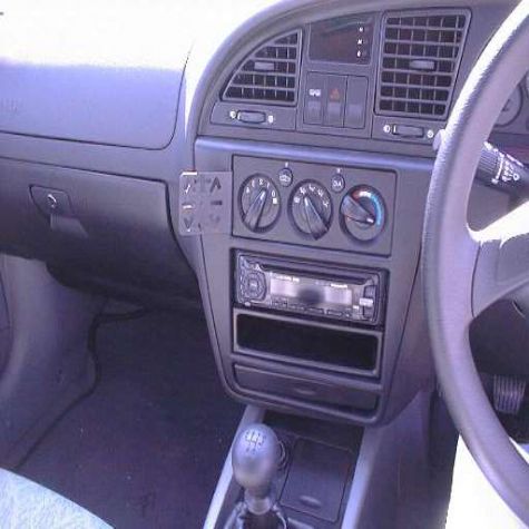 Dashmount Daewoo Nubira 00