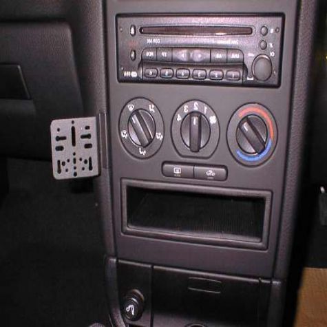 Dashmount Vxhall Astra 98