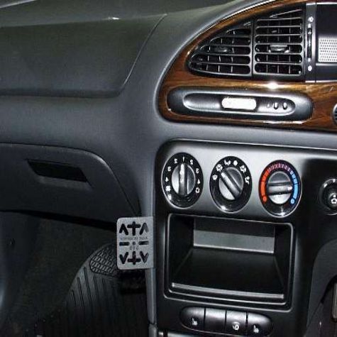 Dashmount 71589 Ford Mondeo 1997-2000