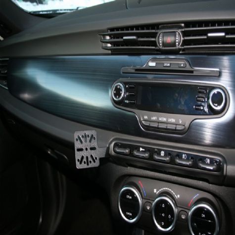 Dashmount Alfa Romeo Guilietta