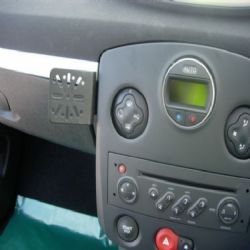 Dashmount Renault Clio '06