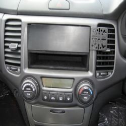 Dashmount Kia Magnetis 06>