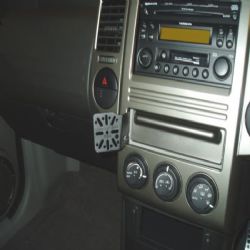 Dashmount Nissan X Trail '04