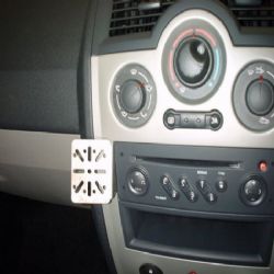 Dashmount Renault Megane 11/02