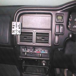 Dashmount 711432 Vauxhall Frontera/Campo 1996-1998